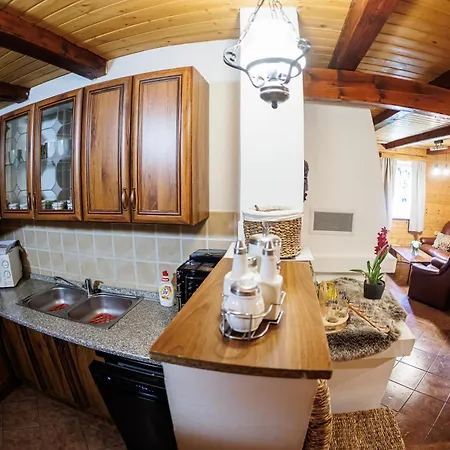 70 Drevenka Prkenny Dul, Zacler, Krkonose Chalet *